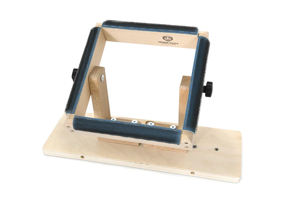 Rug hooking frames with table stand 